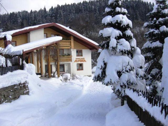 Rodinne Apartmany Alpinka Ошчадница Екстериор снимка